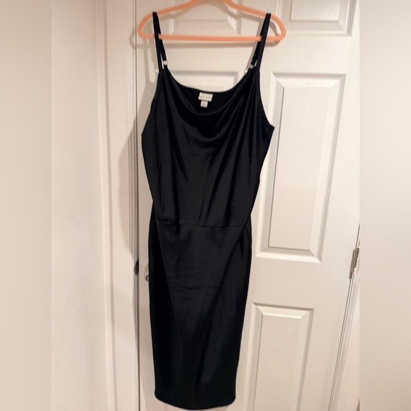 Ava & Viv Dresses & Skirts - Ava & Viv Sleek Black Midi Dress